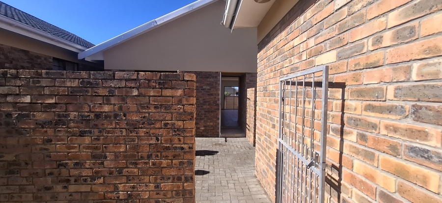 2 Bedroom Property for Sale in Gonubie Eastern Cape